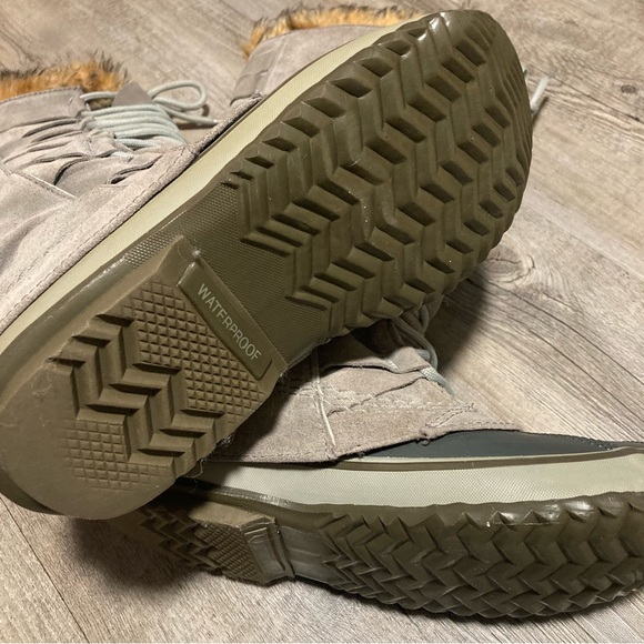 Sorel Cate Of Alexandria Leather Weave Fur Lined Winter Boot - Picture 6 of 12